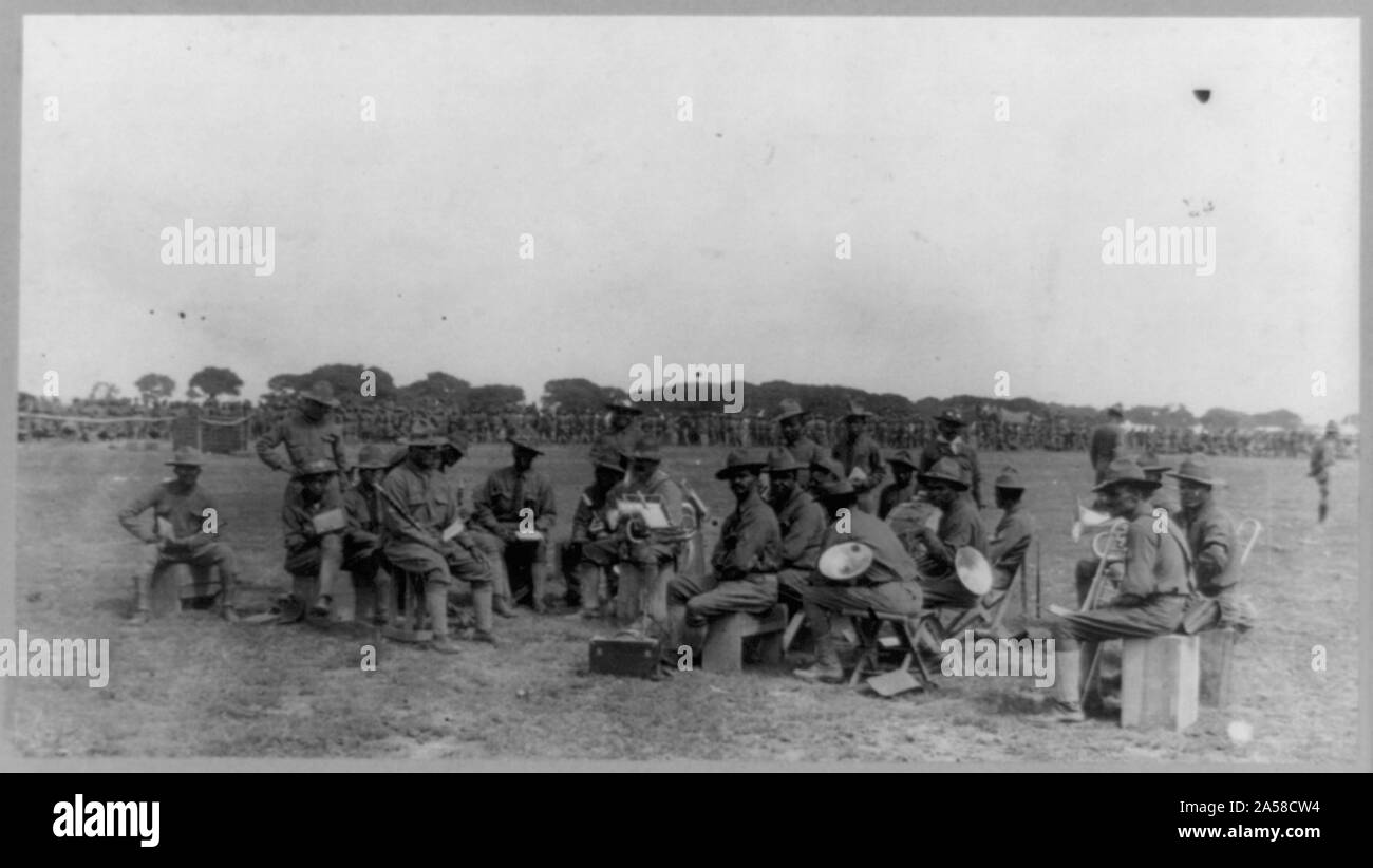 Stati Uniti Esercito spedizione punitiva dopo Villa, Messico: xxi banda di fanteria nel campo Giorno Foto Stock