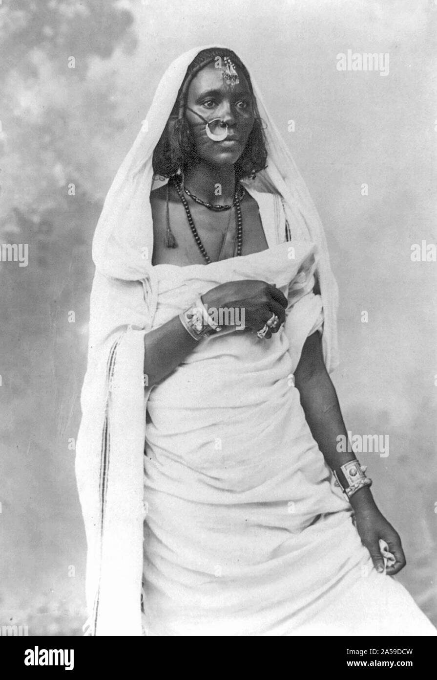 Donna nubiano, Sudan anglo-egiziana 1890-1923 Foto Stock