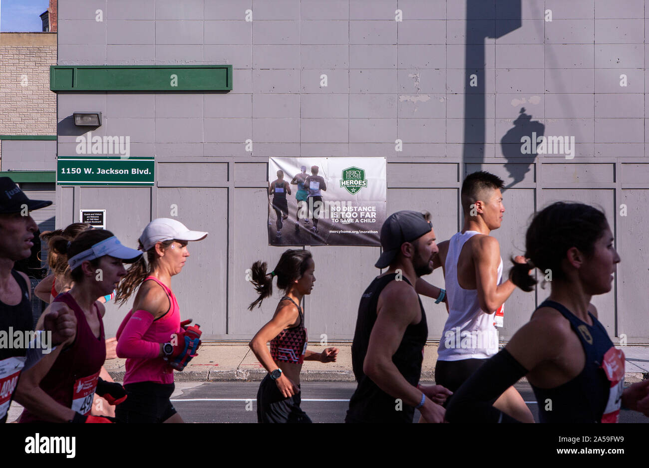 La Maratona di Chicago, un AFF etichetta oro gara, si tiene ogni anno nel mese di ottobre ed è uno dei sei World Marathon Majors. La gara è limitata a 45.000 corridori Foto Stock