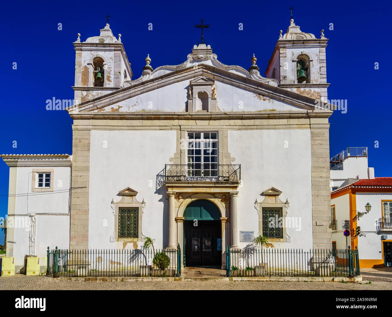 Vista sulla chiesa di Santa Maria a Lagos, Portogallo Foto Stock