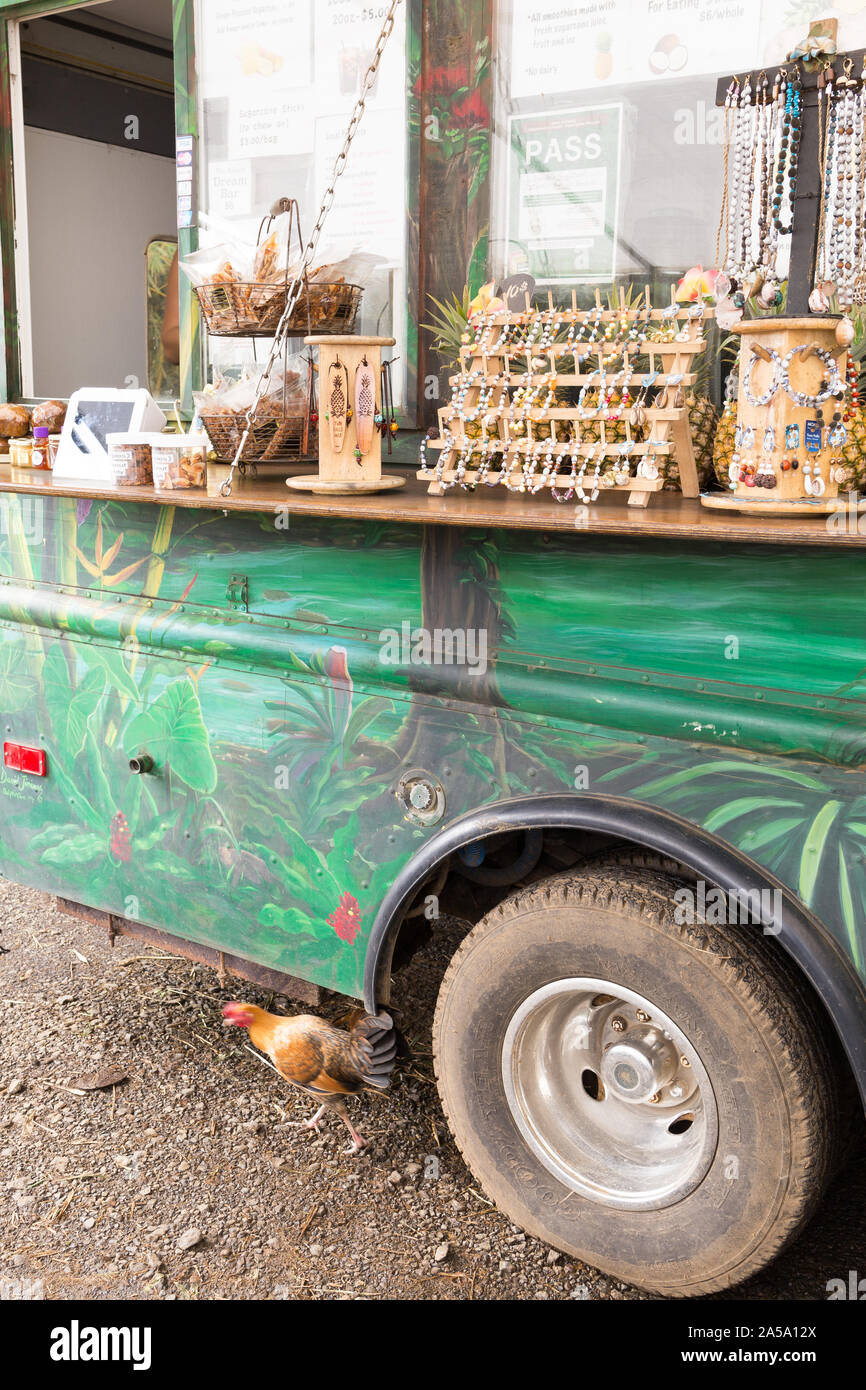 Vecchio weathered green snack carrello in Maui, Hawaii Foto Stock