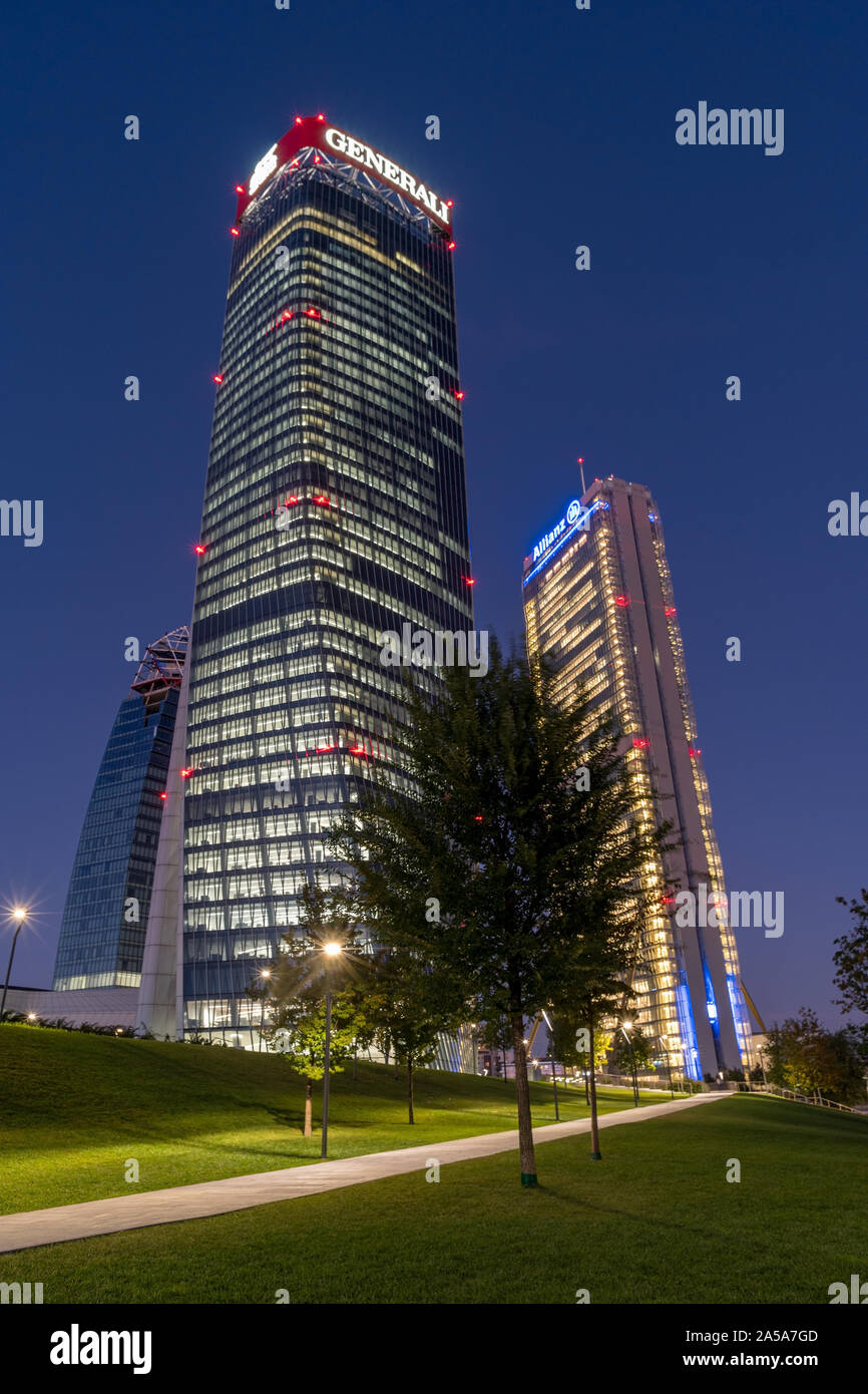 Grattacieli Torre Generali e Allianz Torre nel quartiere degli affari di CityLife a Milano Foto Stock