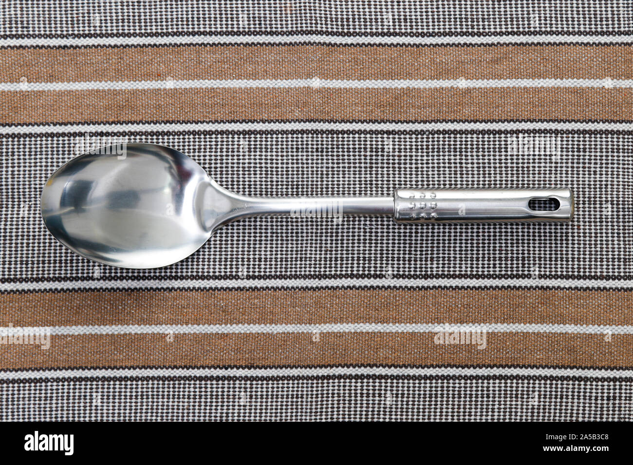 Acciaio inox elettrodomestici da cucina. accessori da cucina. Strumenti di uso domestico. Cucina e cottura. Foto Stock