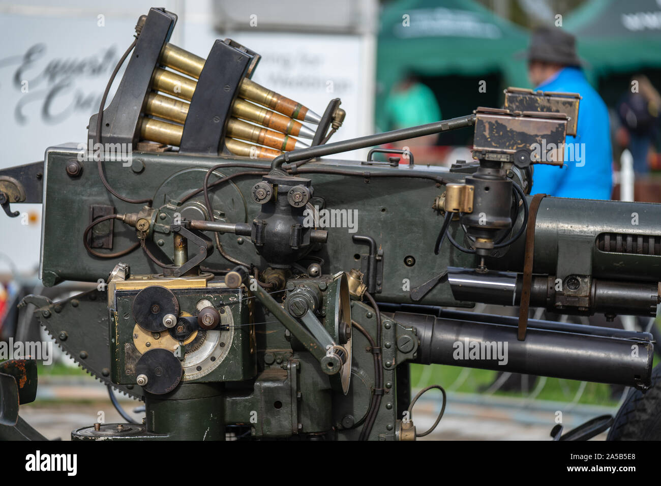 Il vecchio operaio, Bedfordshire, Regno Unito ,Ottobre 6, 2019. Bofors QF 40mm Anti aerei pistola. Il giorno della corsa di Shuttleworth Foto Stock
