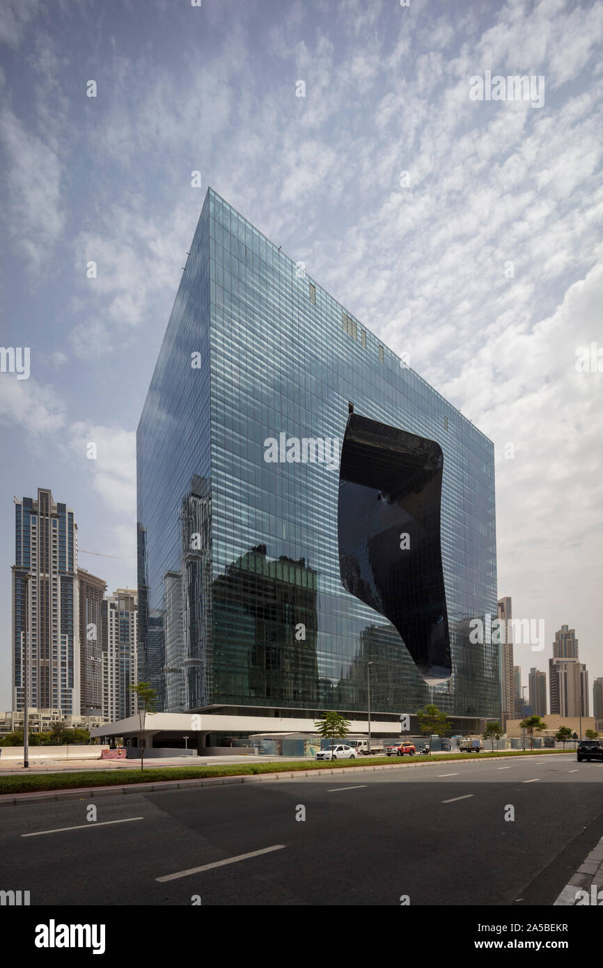Opus impiego misto uffici, alberghi e residences, da Zaha Hadid, Dubai, Emirati Arabi Uniti Foto Stock