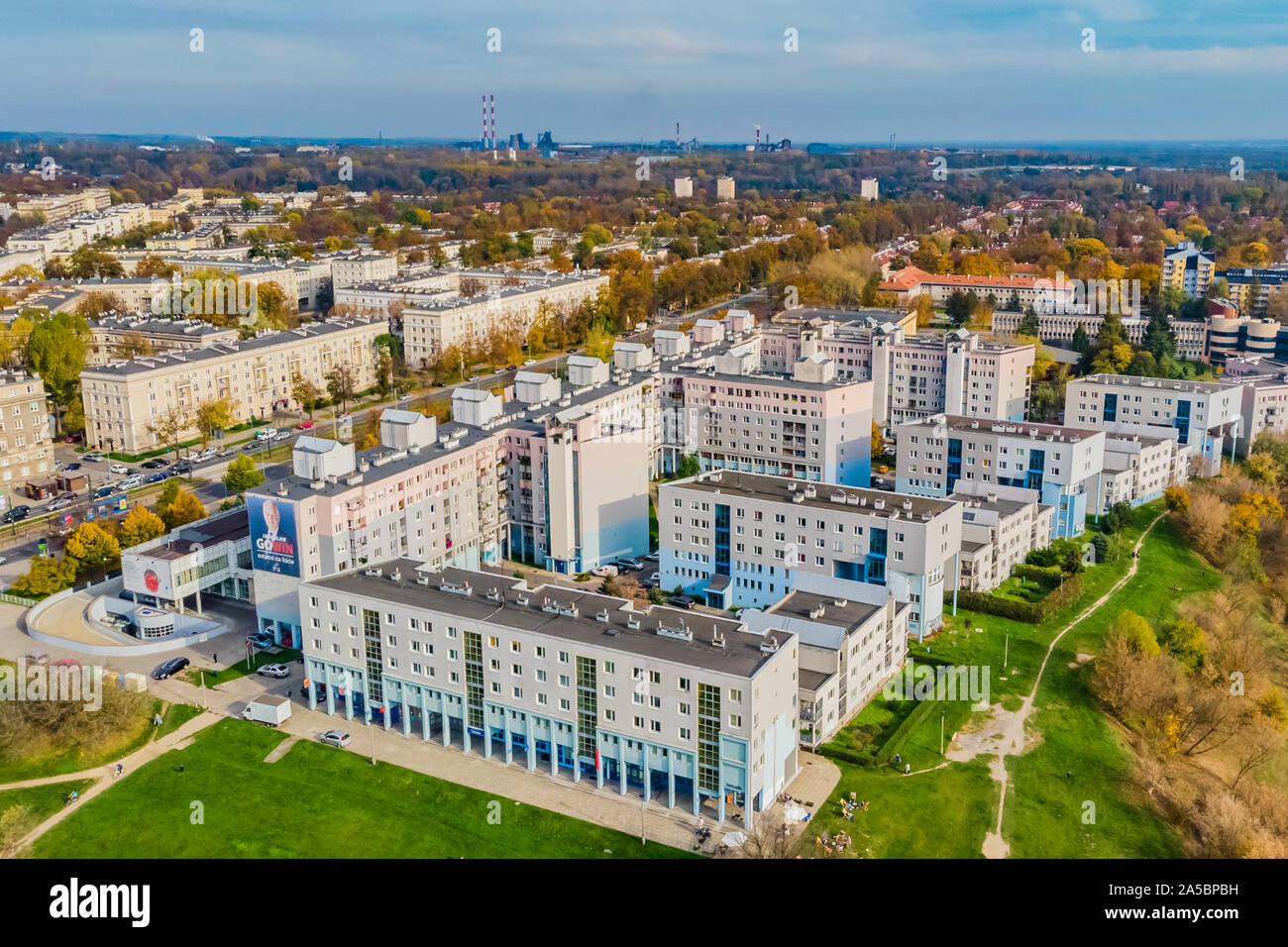 Nowa Huta, distretto di Cracovia - Cracovia, in Polonia. Vista aerea di Plac Centralny (Ronald Regan piazza centrale) Foto Stock