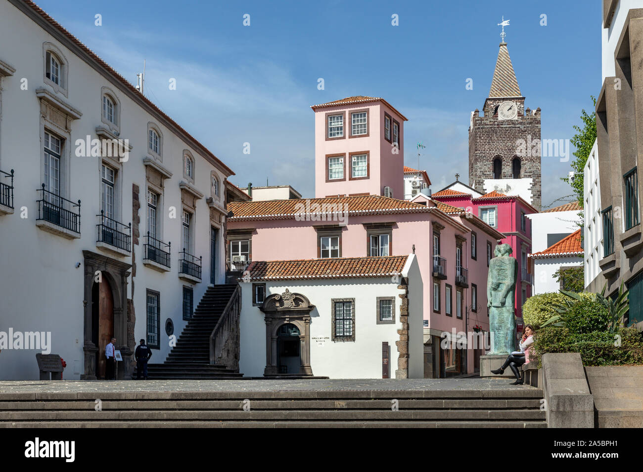 Edifici Colouful a Funchal, Madeira, Portogallo Foto Stock