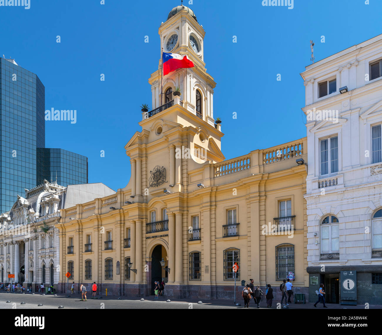 Il Museo Nazionale di Storia, la Plaza de Armas, Santiago Centro, Santiago del Cile, Sud America Foto Stock