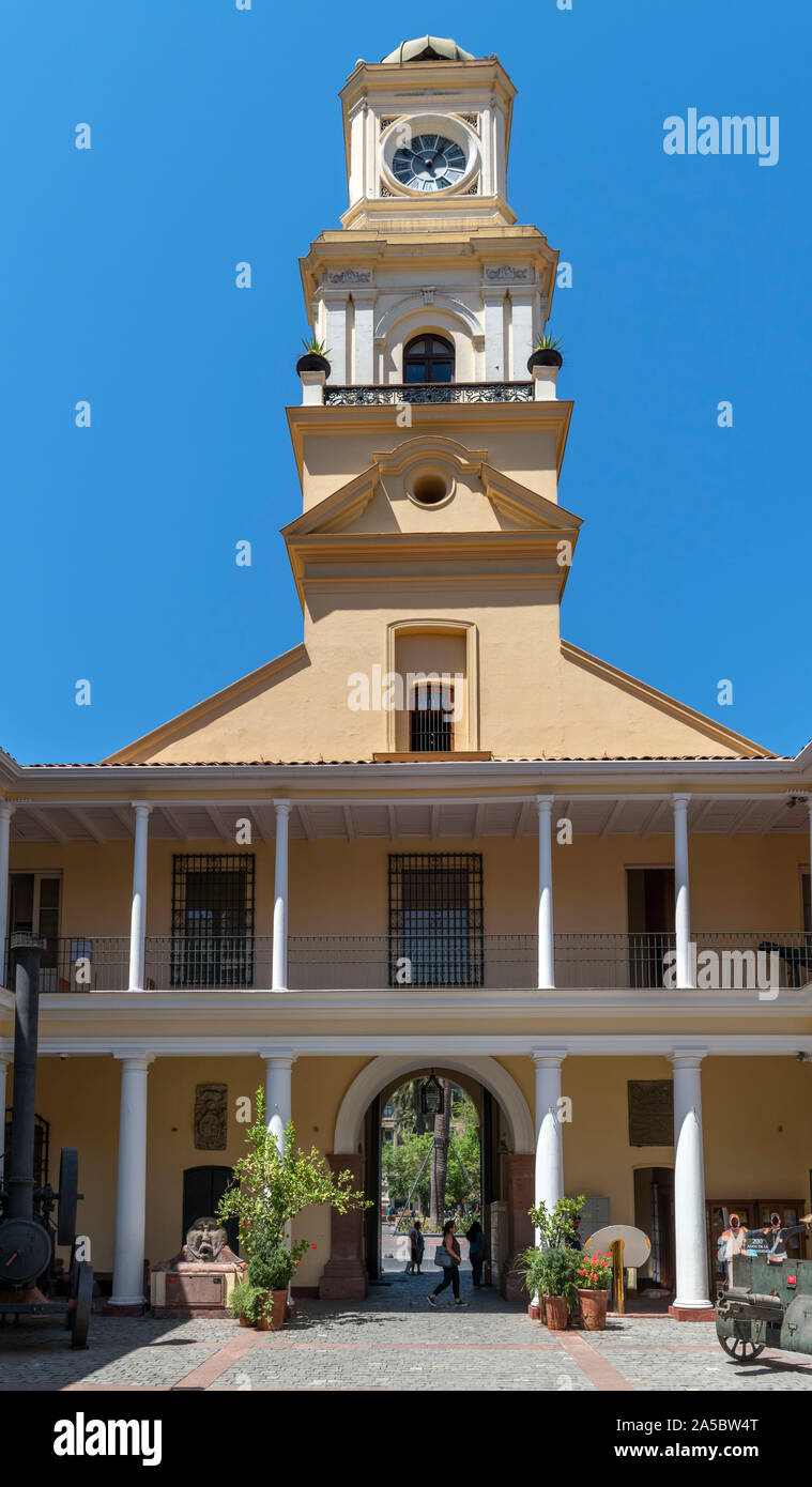 Il cortile del Museo Nazionale di Storia, la Plaza de Armas, Santiago Centro, Santiago del Cile, Sud America Foto Stock