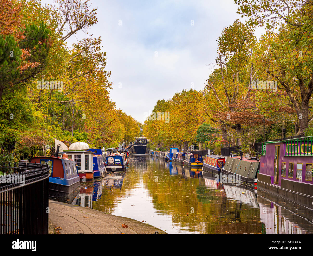 Regents Canal, Little Venice, Londra, Regno Unito. Foto Stock