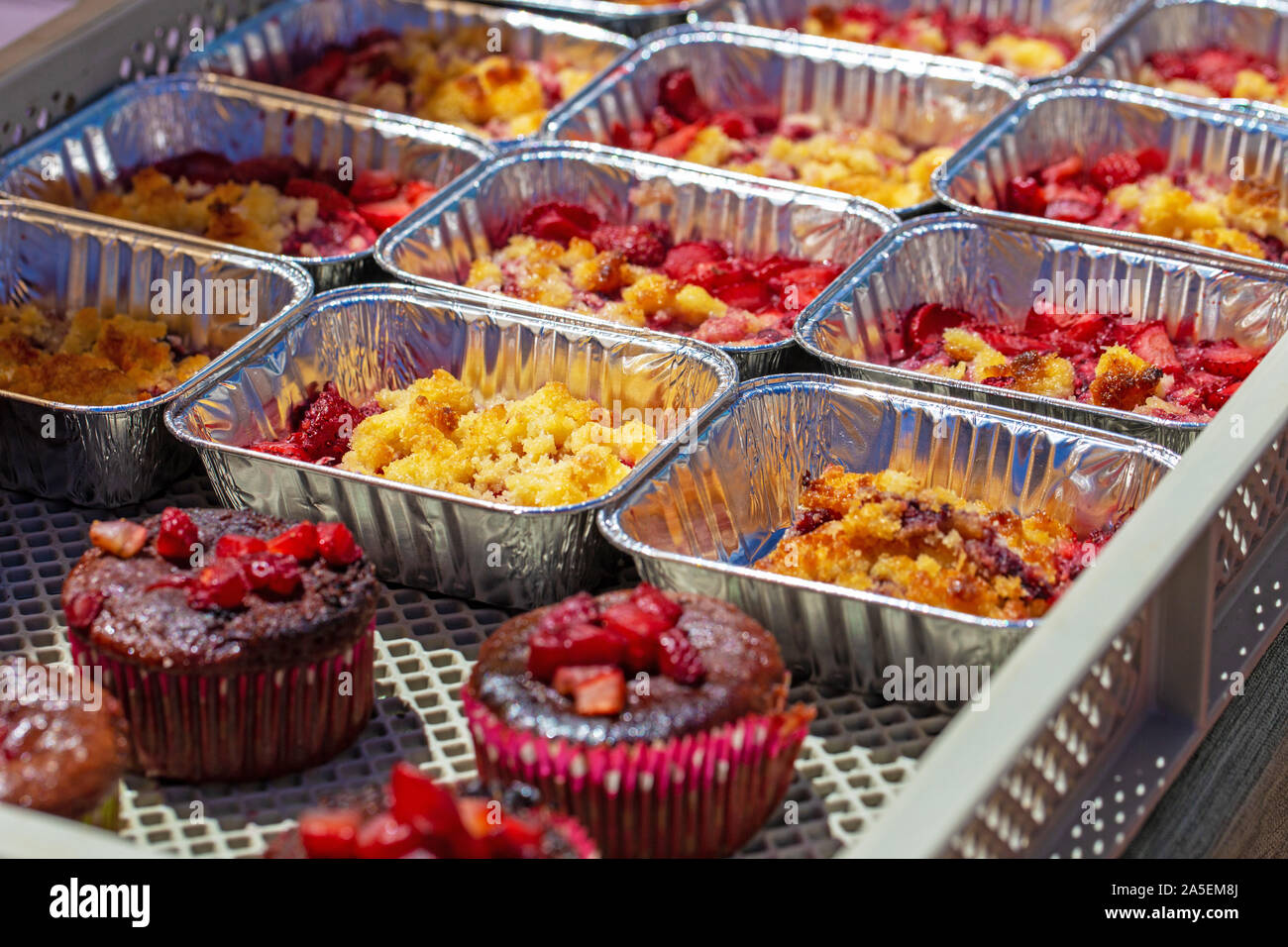Dolci e biscotti al festival di fragola Foto Stock