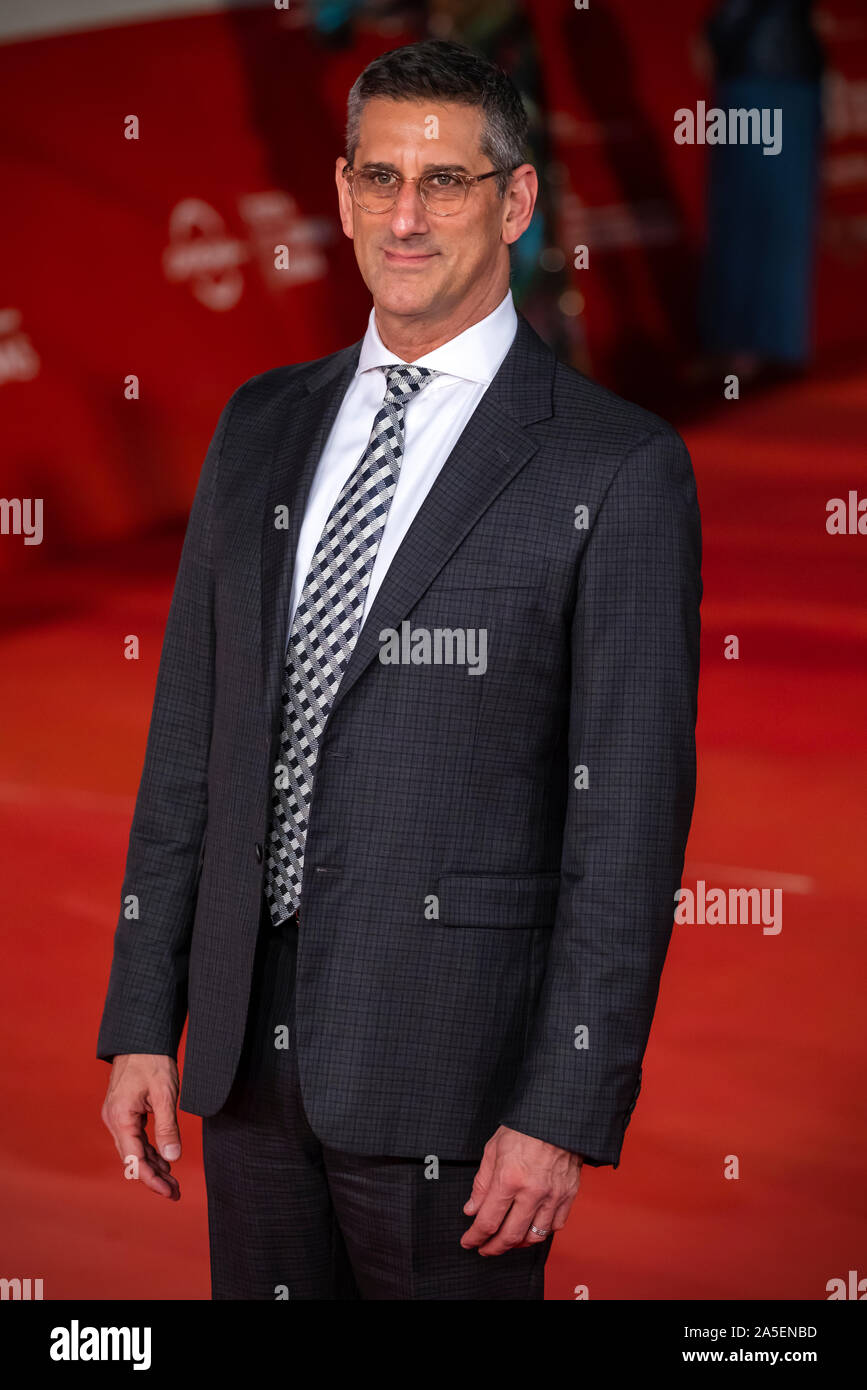 Roma Italia. Il 19 ottobre 2019. Michael Engler, direttore e produttore televisivo passeggiate sul tappeto rosso della festa del cinema di Roma, presso l Auditorium Parco della Musica. Credito: Gennaro Leonardi / Alamy Foto Stock