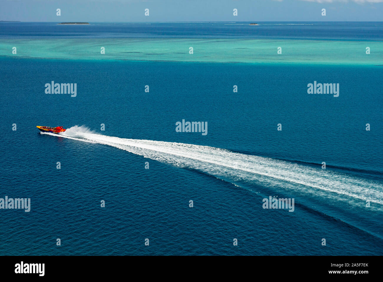 Isole Fiji barca l'esperienza. Eccitazione è la barca più veloce della sua dimensione e tipo nelle isole Figi e assolutamente da non perdere durante la visita a Fiji! Offerta Foto Stock