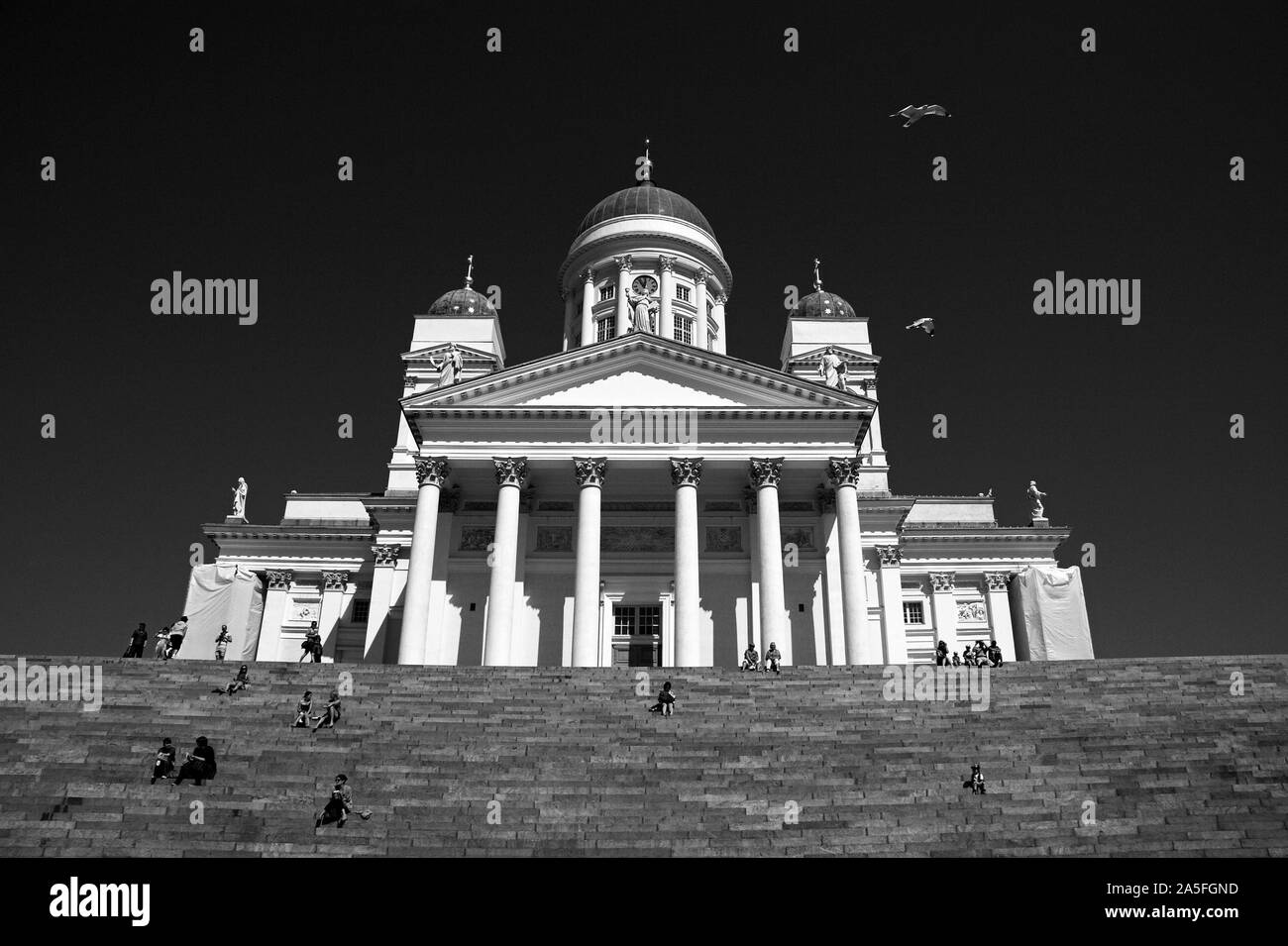 Passi che conducono fino alla Cattedrale di Helsinki, la Piazza del Senato, Helsinki, Finlandia Foto Stock