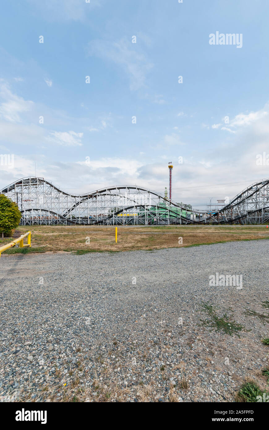 Fiera roller coaster in Puyallup Washington come visibile dall'esterno della fiera. Foto Stock