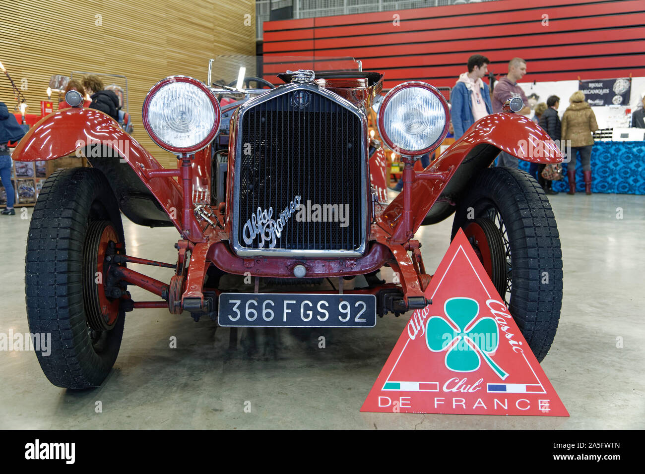 Linas-Montlhéry, Francia. Xix oct, 2019. Autodromo di Incontro italiano 2019 sul mitico circuito di Linas-Montlhéry in Linas-Montlhéry, Francia. Foto Stock