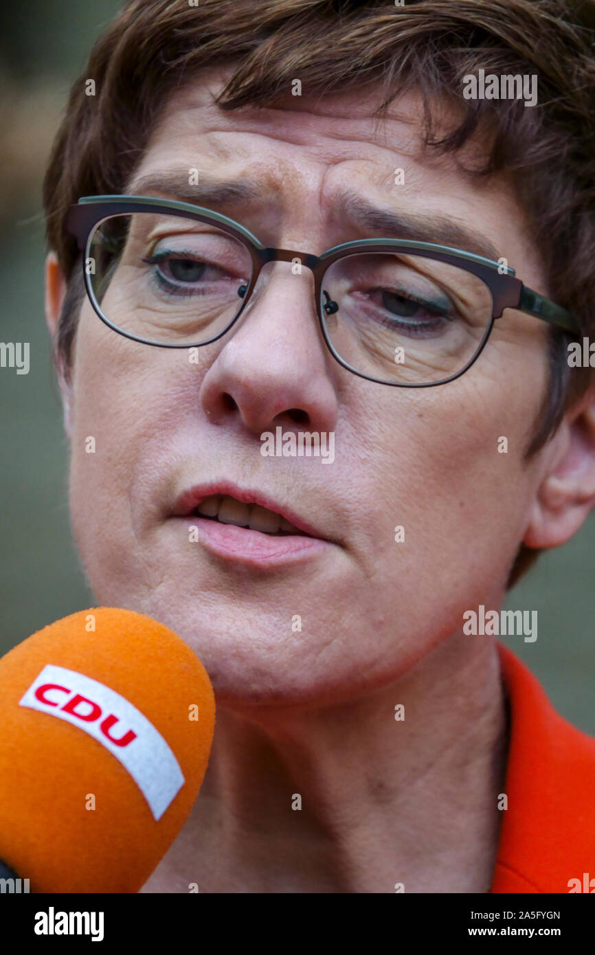 Il tedesco Christian Unione Democratica (CDU) partito presidentessa e il ministro della Difesa Annegret Kramp-Karrenbauer parla durante un evento di CDU per il Land di Turingia Foto Stock