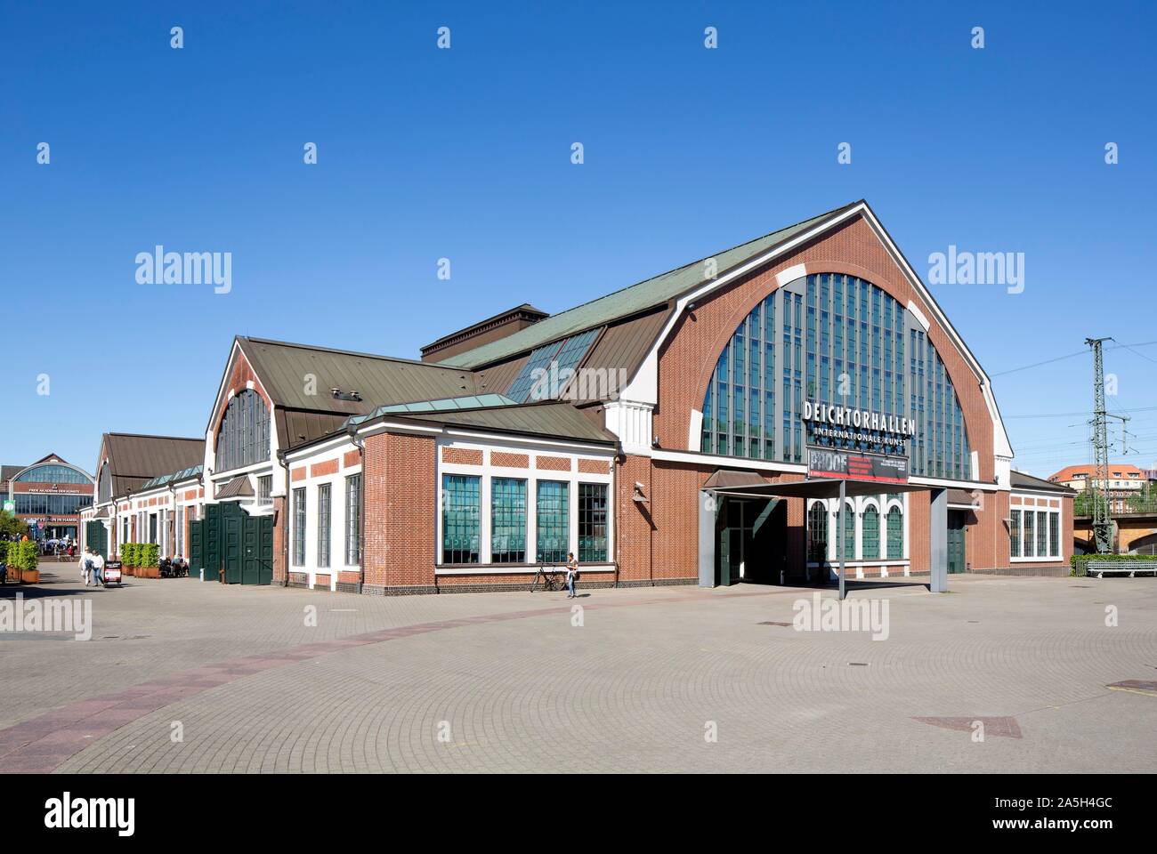 Deichtorhallen, ex magazzini e sale di mercato, oggi casa internazionale della fotografia e della collezione d'arte, Amburgo, Germania Foto Stock
