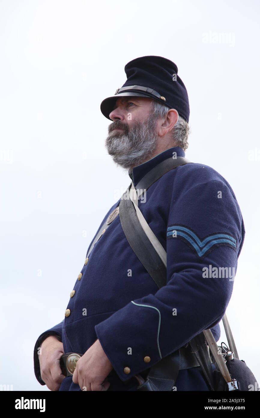 La guerra civile americana europea uniforme, caporale dell Esercito nel XVIII Missouri volontario fanteria, Soskan rievocazione della società a Hastings, 2019 Foto Stock