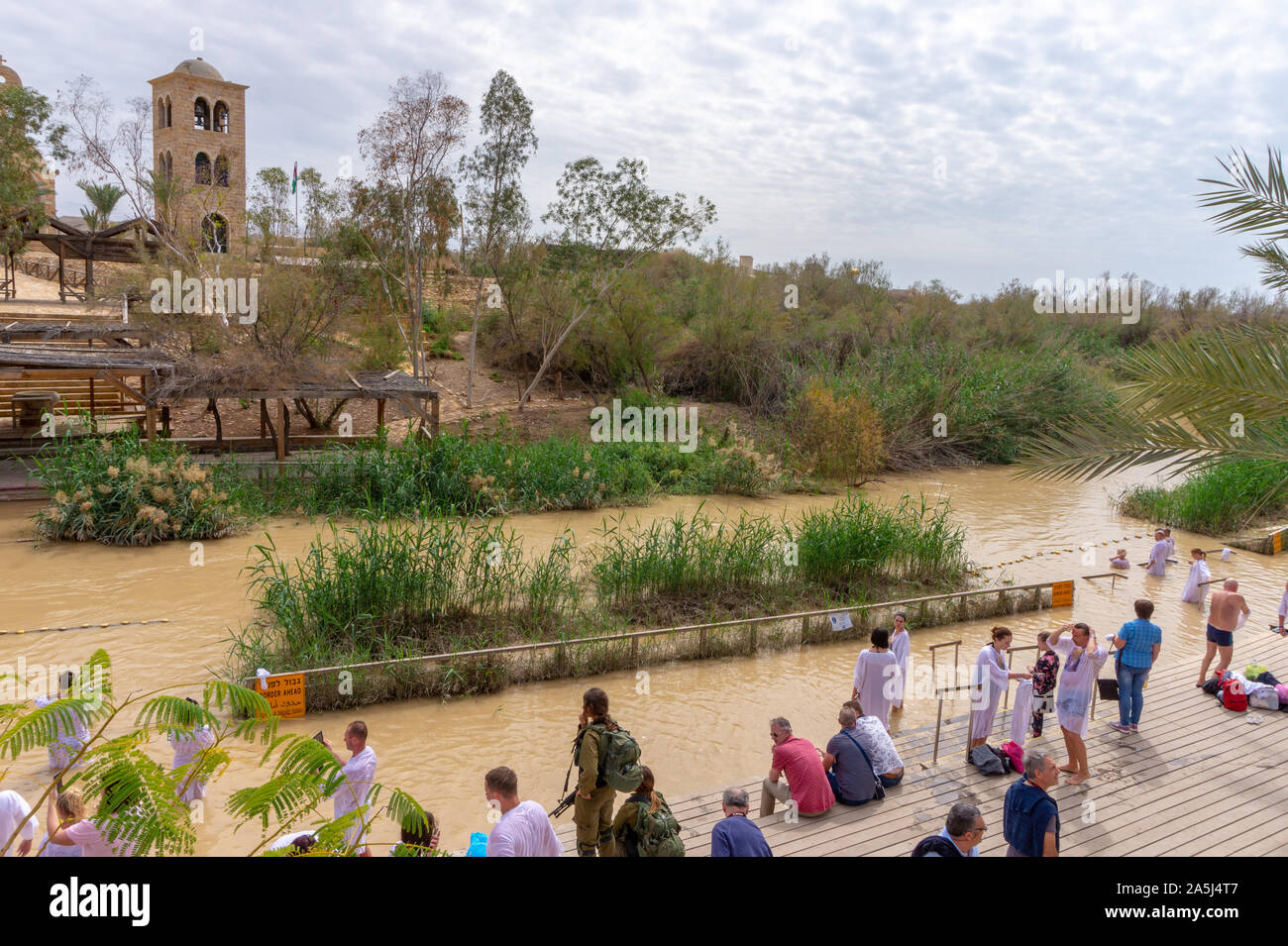 Qasr El Yahud, Jerico, Israele 02-26-2018: il battesimo sito del fiume Giordano Foto Stock