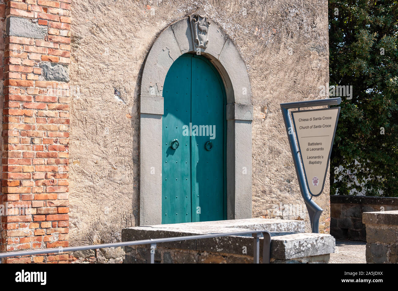 Vinci in Toscana, Italia, il luogo di nascita di Leonardo Da Vinci". Veduta della chiesa di "Santa Croce", il Battistero di "Leonardo". Foto Stock
