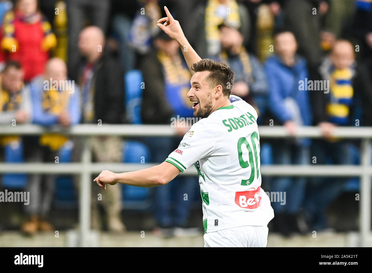 Artur Sobiech dal Lechia Gdansk celebra durante la PKO Ekstraklasa League match tra Arka Gdynia e Lechia Gdansk.punteggio finale; Arka Gdynia 2:2 Lechia Gdansk. Foto Stock