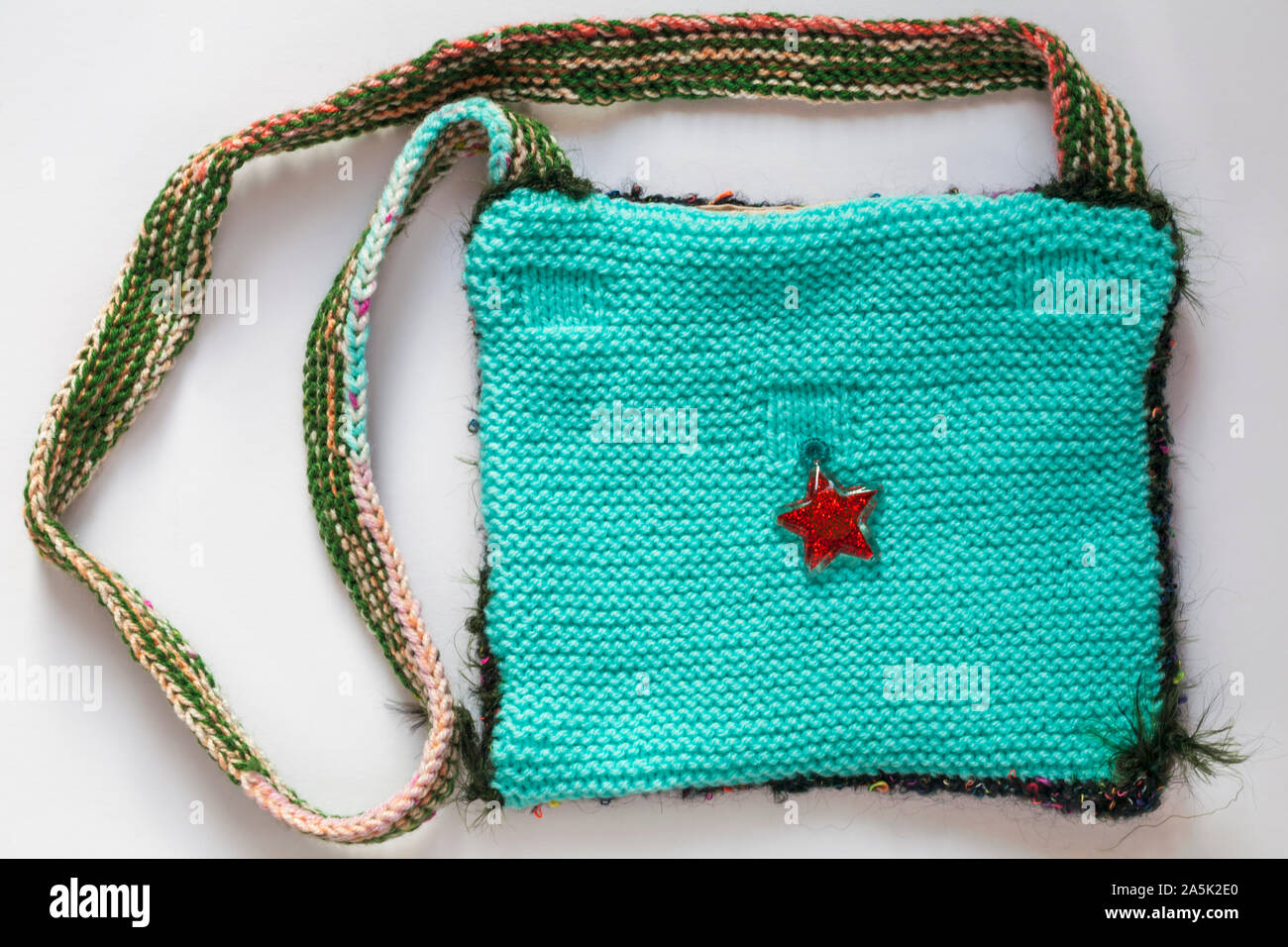 Maglia di borsa a tracolla isolati su sfondo bianco Foto Stock