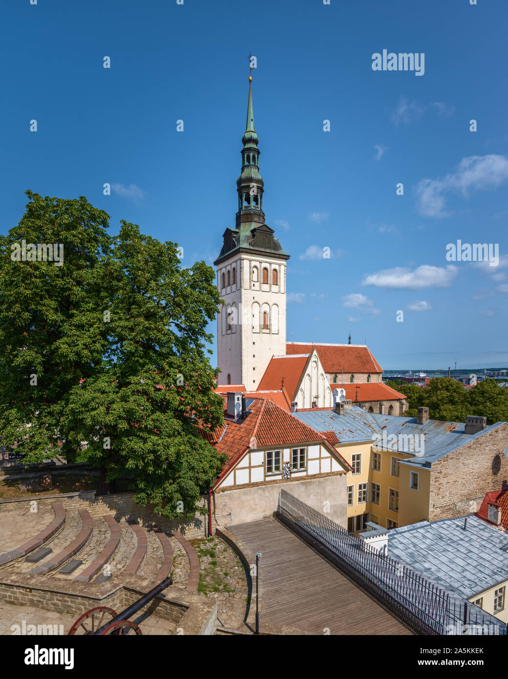 Chiesa di San Nicholas e il Museo di Tallinn, Estonia Foto Stock