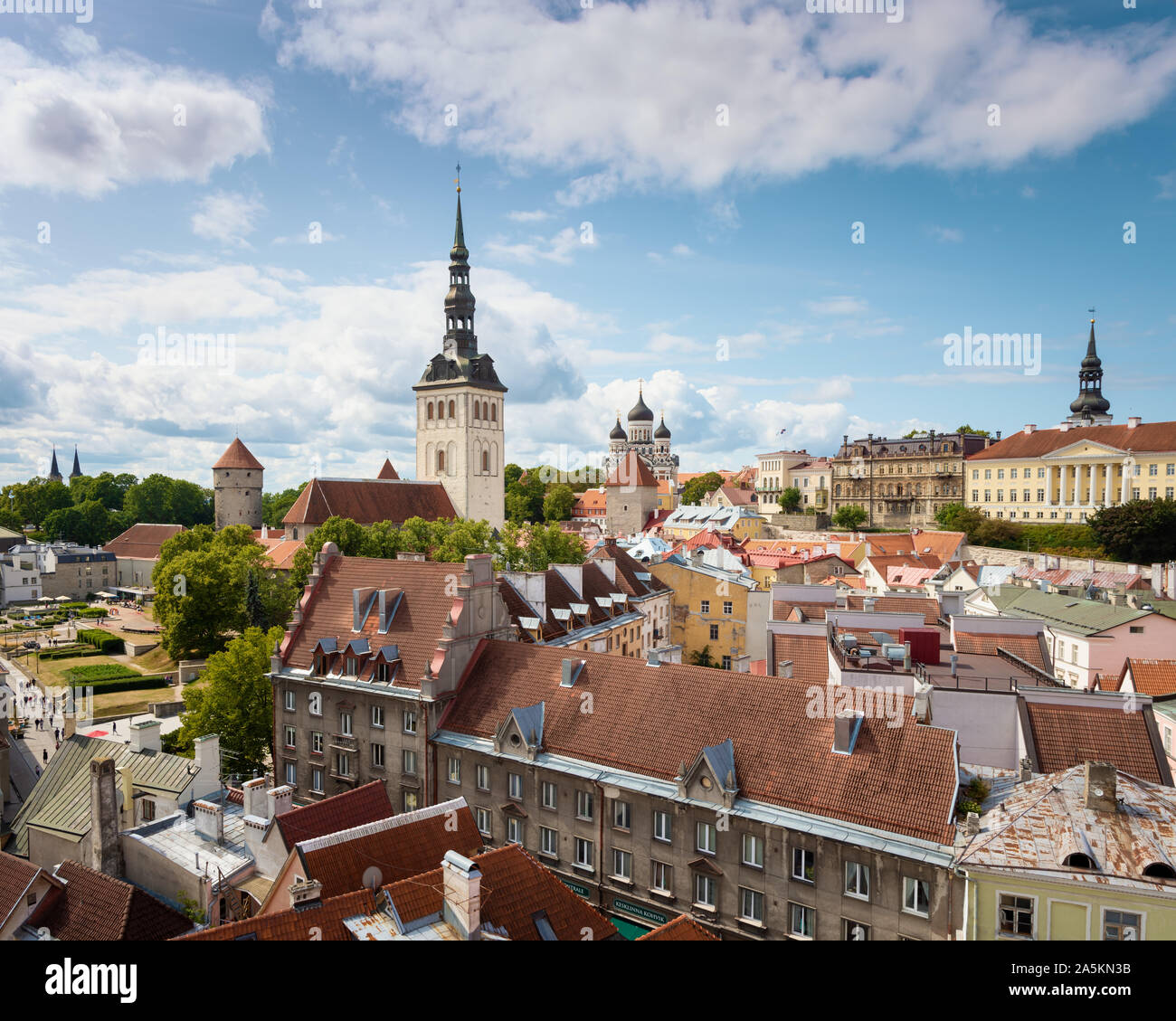 Tallinn vista dalla Torre Civica, Estonia Foto Stock