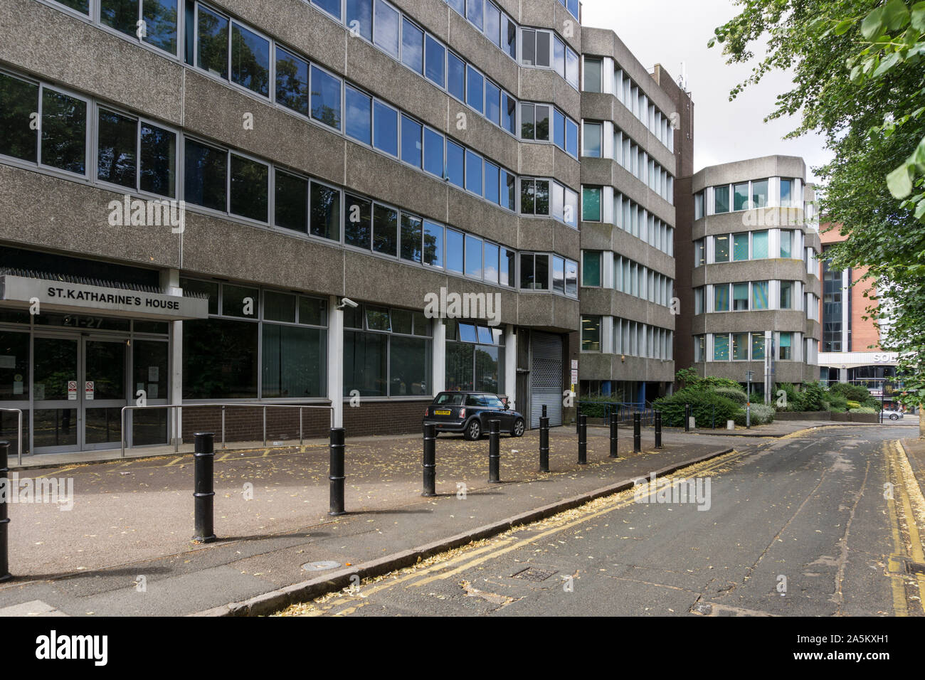 St Katherines House, Northampton, Regno Unito; ospita la County Court centro business e il traffico del centro di applicazione Foto Stock
