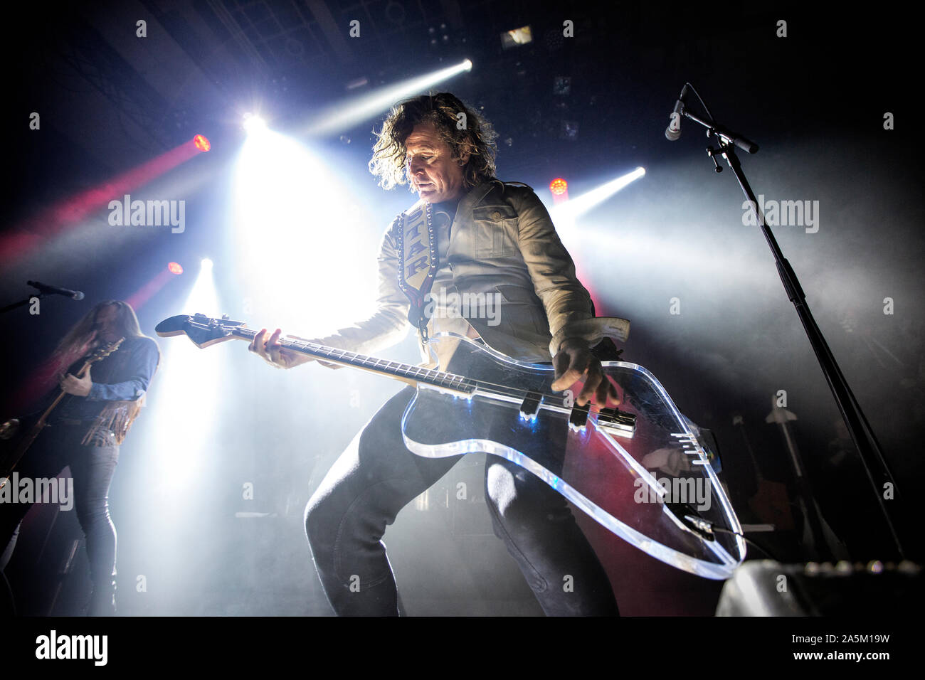 Oslo, Norvegia. 20th, ottobre 2019. Il danese rock band D-A-D esegue un concerto dal vivo al Rockefeller di Oslo. Qui il bassista Stig Pedersen è visto dal vivo sul palco. (Photo credit: Gonzales foto - Terje Dokken). Foto Stock