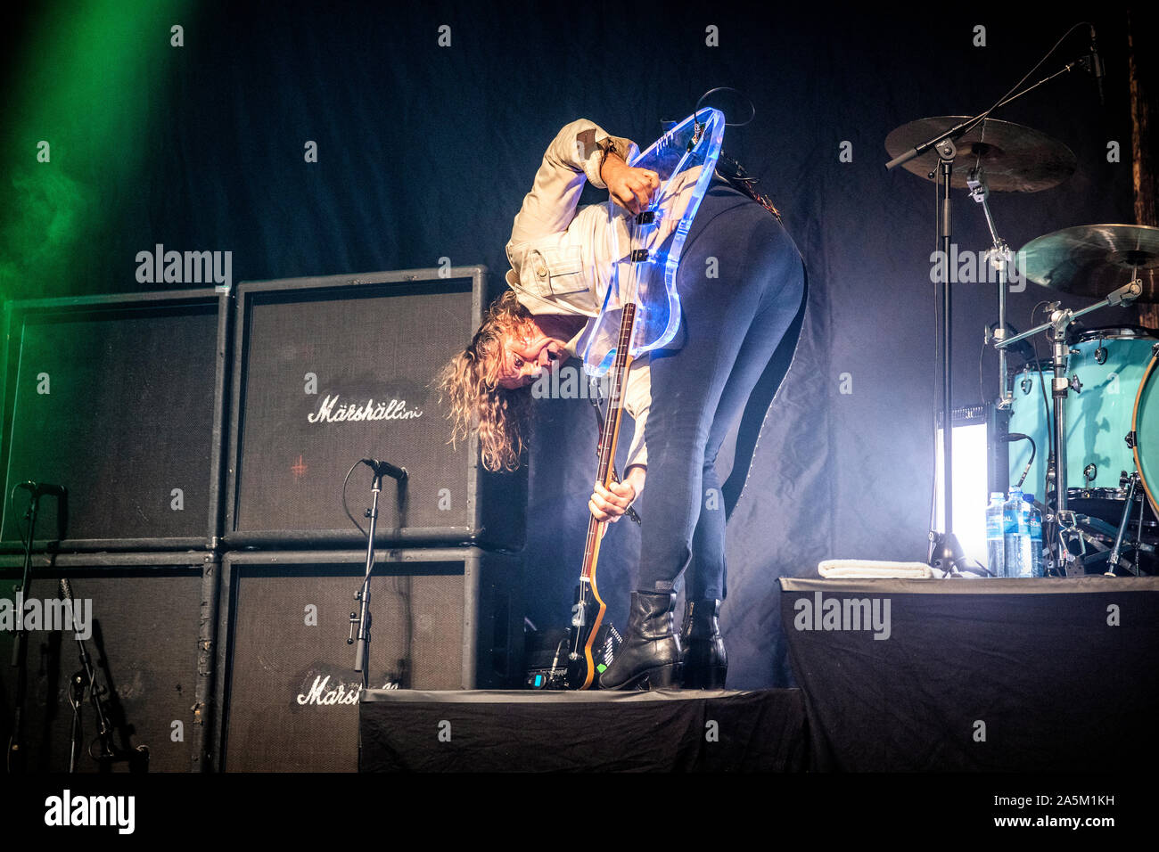 Oslo, Norvegia. 20th, ottobre 2019. Il danese rock band D-A-D esegue un concerto dal vivo al Rockefeller di Oslo. Qui il bassista Stig Pedersen è visto dal vivo sul palco. (Photo credit: Gonzales foto - Terje Dokken). Foto Stock