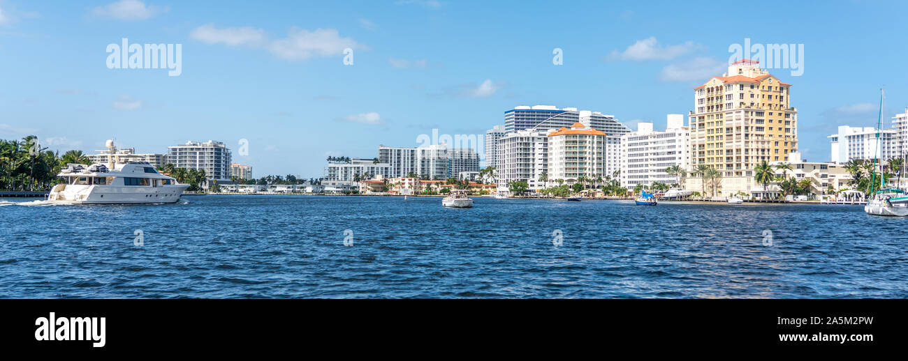 FORT LAUDERDALE, FLORIDA - Settembre 20, 2019: Panorama della skyline di Fort Lauderdale Foto Stock