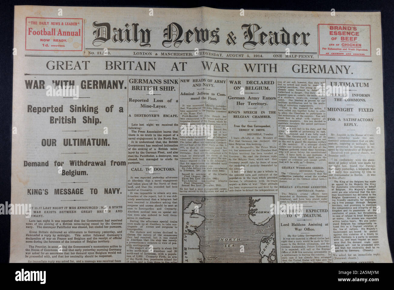 Il Daily News & Reader giornale su Mercoledì 5 Agosto 1914 annunciando l'inizio della Prima Guerra Mondiale. Foto Stock