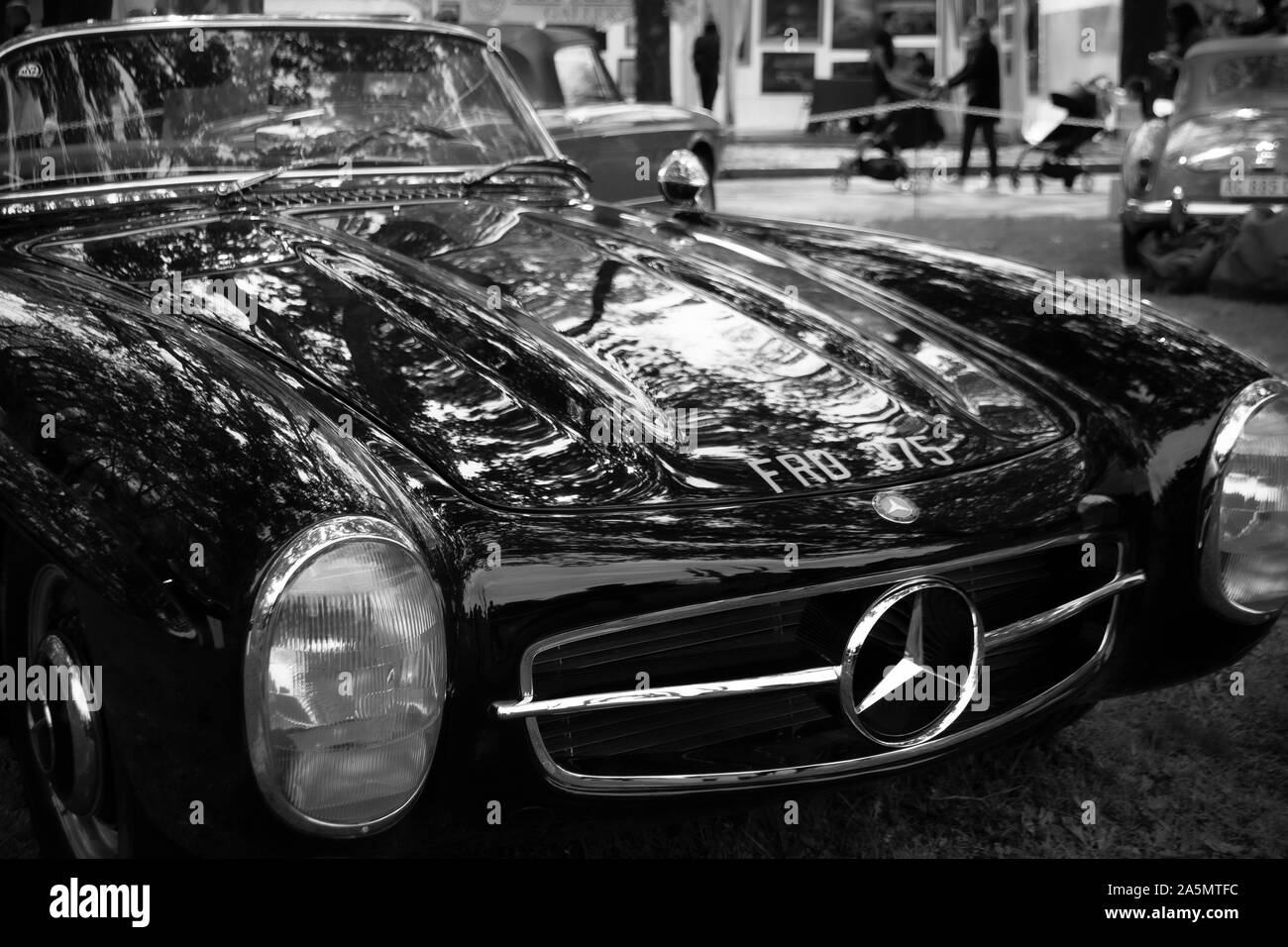 Vintage Mercedes Benz. Girato con una Nikon D3100 e modificati in Photoshop CC 2019. Foto Stock