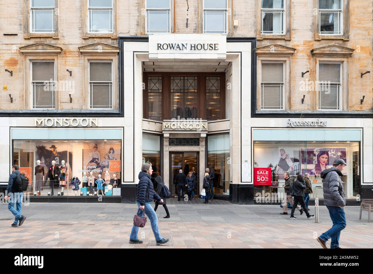 Monsoon e Accessorize memorizza, Buchanan Street, Glasgow, Scotland, Regno Unito Foto Stock