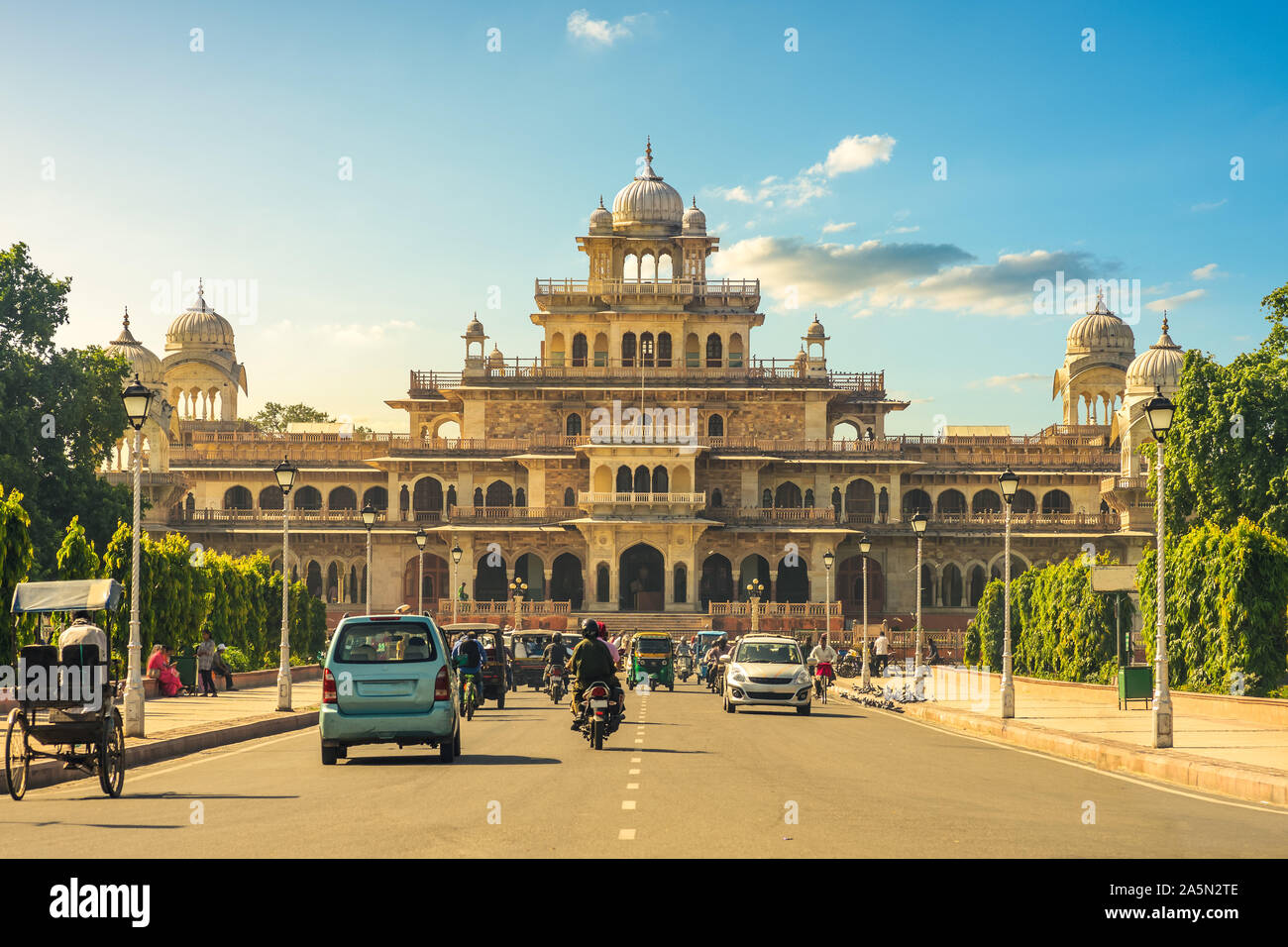 Facciata di Albert Hall Museum a Jaipur, India Foto Stock