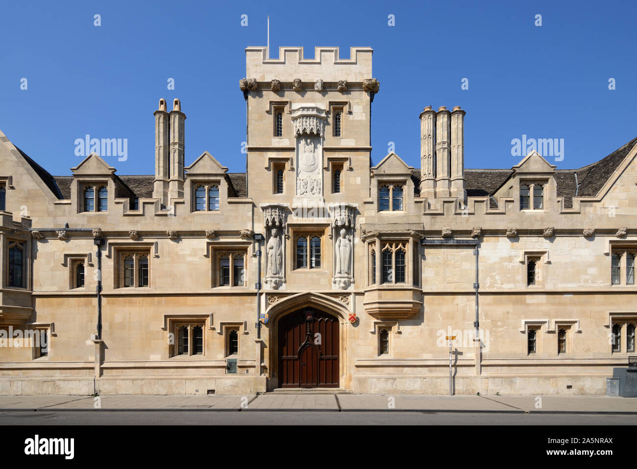 Ingresso, Torre di Porta o merlato Gatehouse all'All Souls College dell'Università di Oxford su High Street Oxford Inghilterra Foto Stock