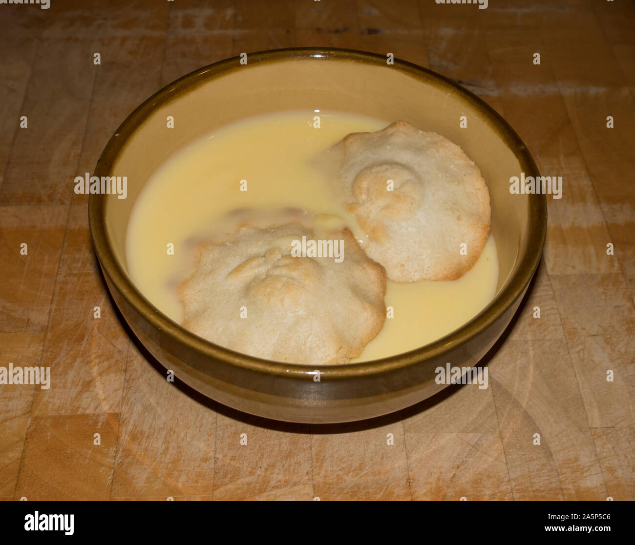 Corso di dolci di torte di mele e crema pasticcera Foto Stock