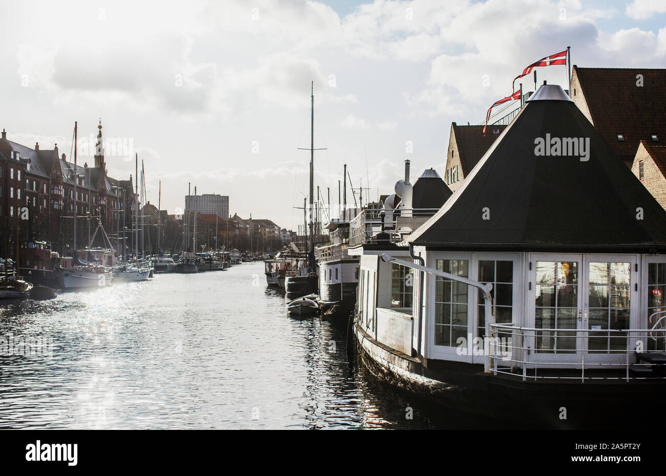 Gli edifici sul lungomare Foto Stock Gli edifici sul lungomare Foto Stock