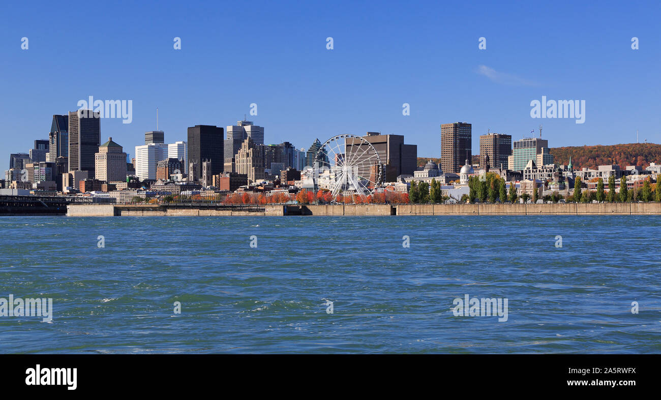 Lo skyline di Montreal e il fiume San Lorenzo in autunno, Canada Foto Stock