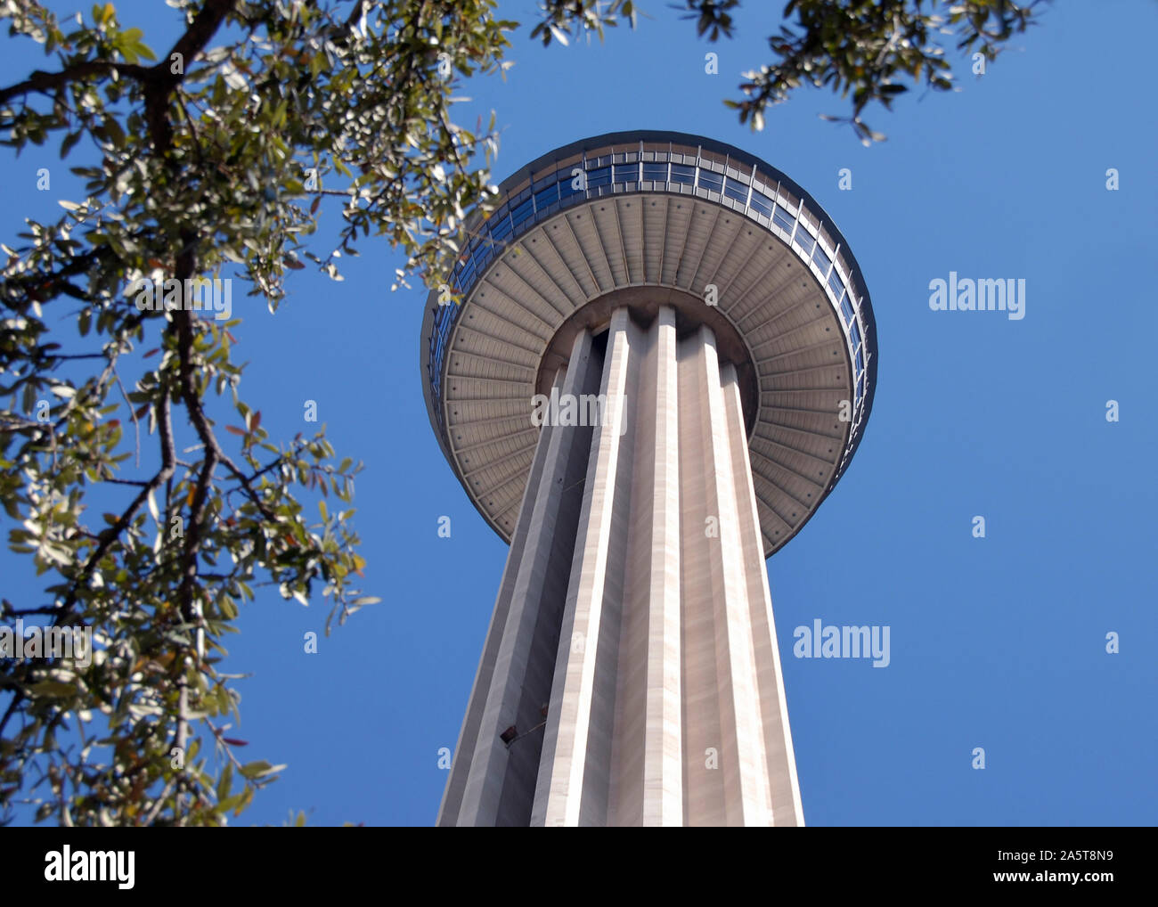 La torre delle Americhe e il ristorante rotante, San Antonio Texas Foto Stock