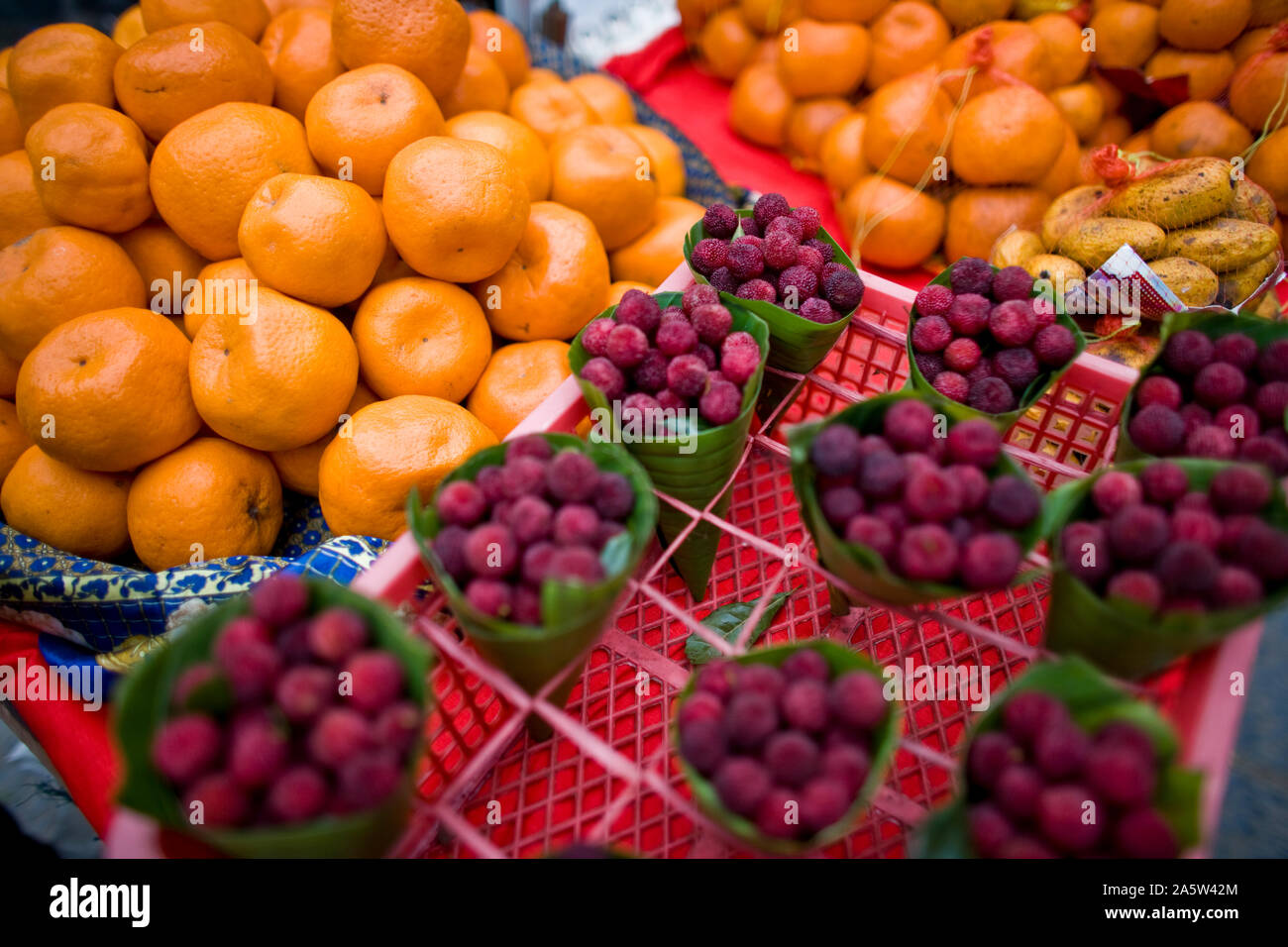 Bocce di frutta fresca. Foto Stock