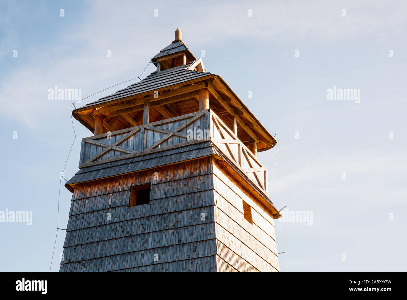 In legno torre sightseeing in Zbojska, Slovacchia centrale, Europa Foto Stock
