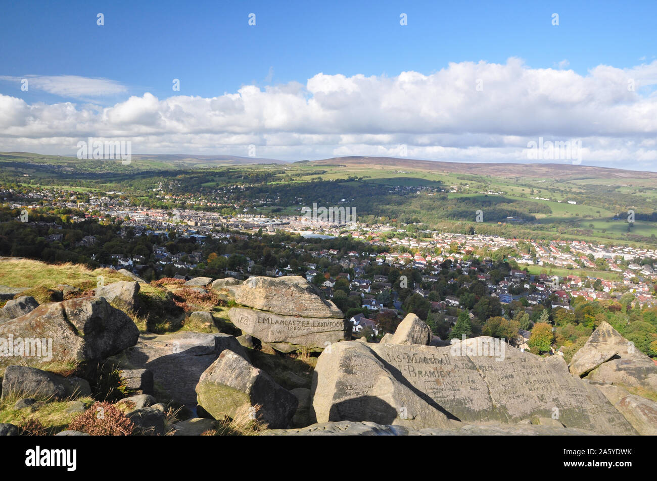 Graffiti sulle rocce, mucca e rocce di vitello, Ilkley Foto Stock