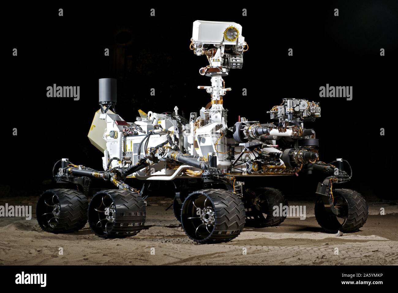 Questa fotografia mostra il veicolo di test di sistema letto (VSTB) rover, quasi una copia identica alla curiosità rover su Marte. Foto Stock