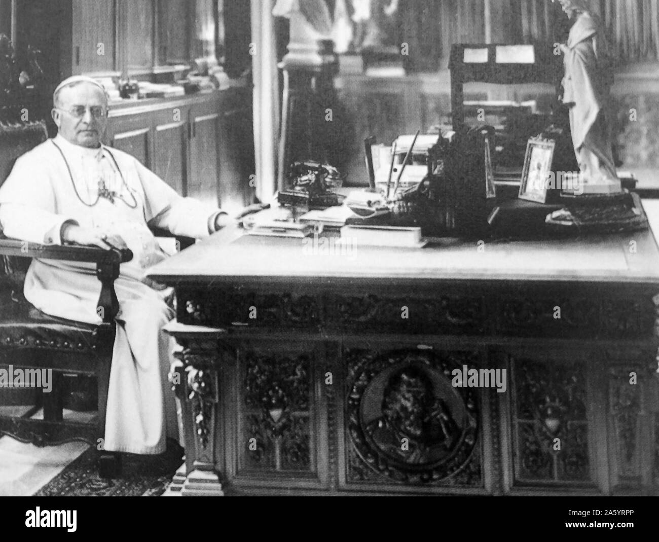 Il Papa Pio XI, nato Ambrogio Damiano Achille Ratti regnò dal 6 febbraio 1922 fino alla sua morte nel 1939 Foto Stock