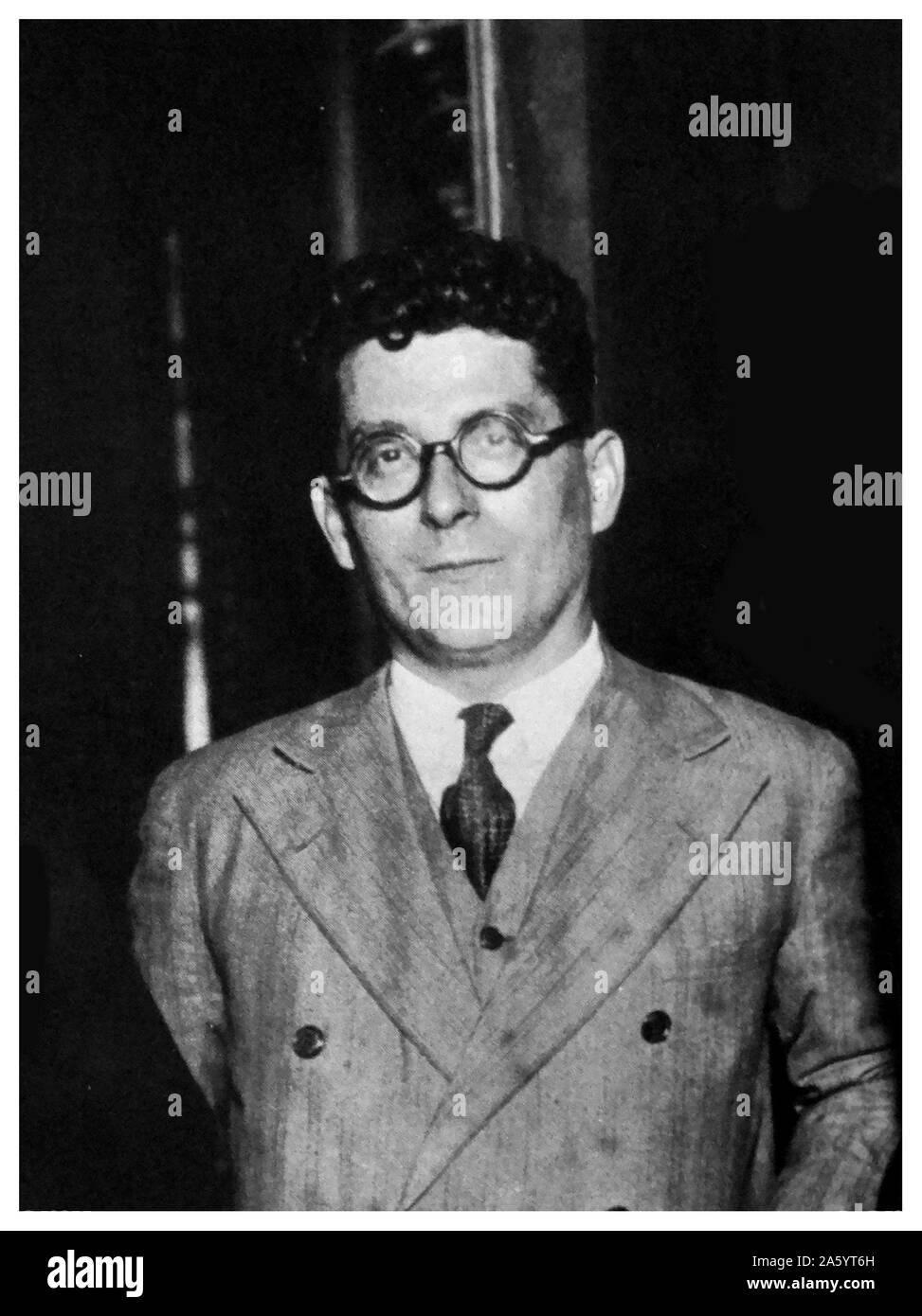 Andrés Nin (1892-1937) ex membro dell'anarco-syndicalist CNT organizzazione in Spagna. Nin più tardi divenne un membro fondatore del Partito Comunista Spagnolo. Mentre in Russia divenne un sostenitore dell'Opposizione di sinistra e per un tempo di Trotsky del segretario. Nin ha rotto con Trotsky nel 1935 per formare il POUM (Partito dei Lavoratori di marxista Unity) Foto Stock