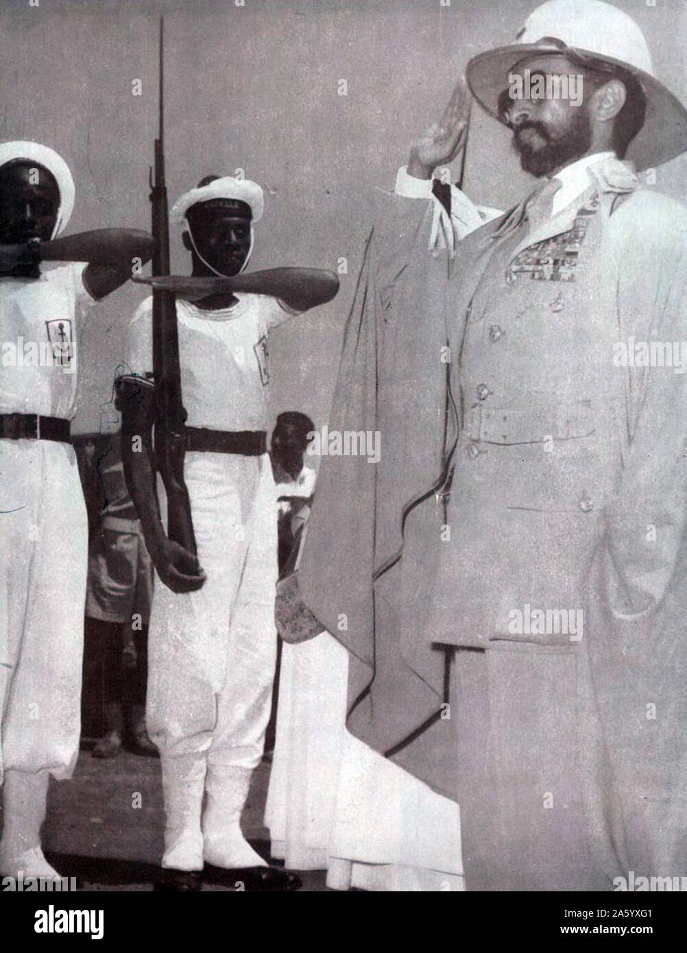 Fotografia dell'imperatore Haile Selassie (1892-1975) Etiopia reggente dal 1916 al 1930 e l'imperatore di Etiopia dal 1930 al 1974. Datata 1940 Foto Stock