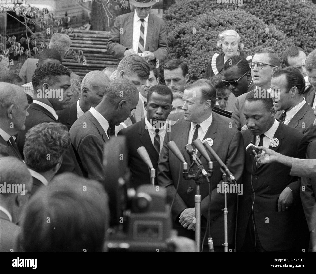 Fotografia di diritti civili leader riuniti con il Presidente John F. Kennedy (1917-1963), uomo politico americano. Datata 1963 Foto Stock